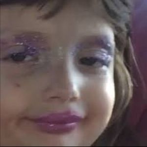 Meet your Posher, Danika